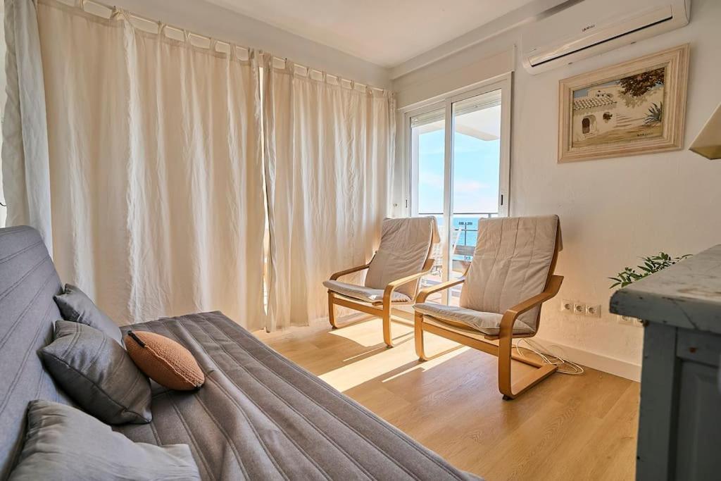 Апартаменты Front Sea Line Experience Фуэнхирола Экстерьер фото